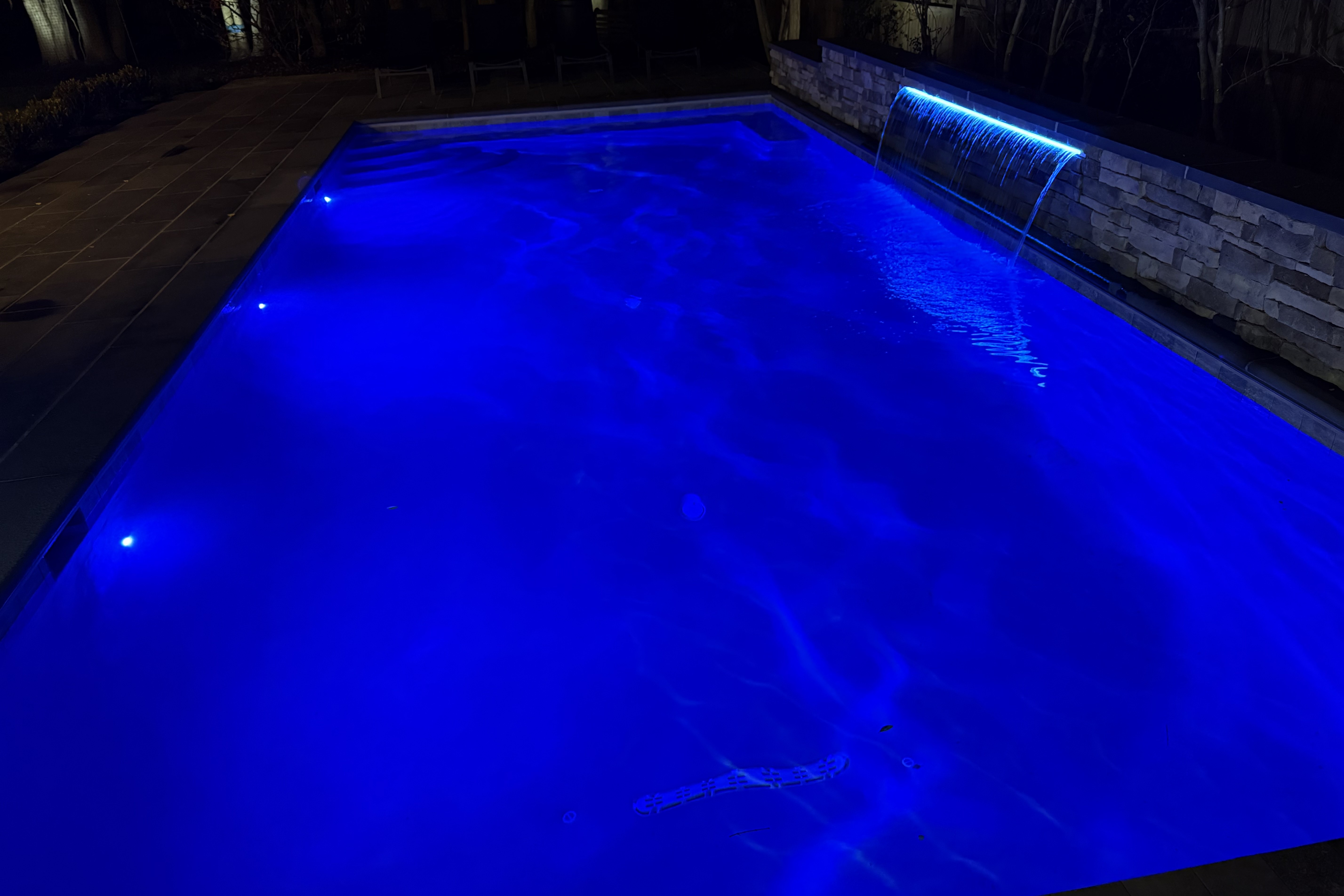 Stunning luxury big villa pool with flames and fountains on the side. View: 8